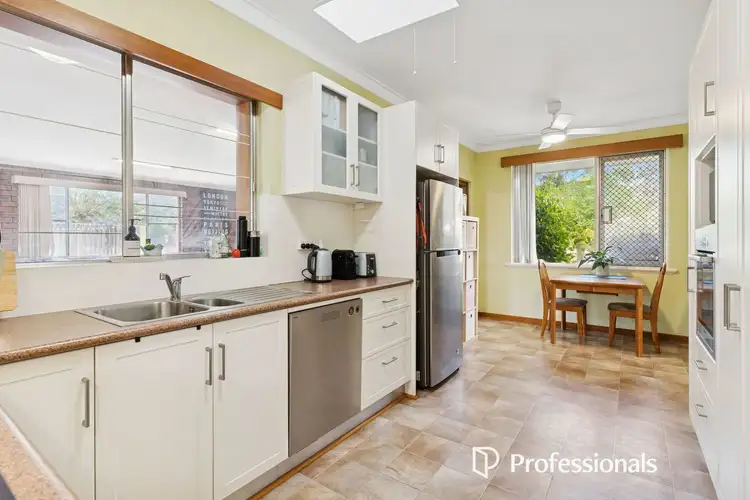 Sixth view of Homely house listing, 2 Malumba Crescent, Lesmurdie WA 6076