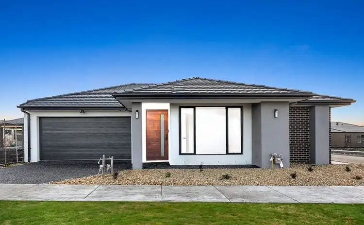 5 United Way, Donnybrook VIC 3064