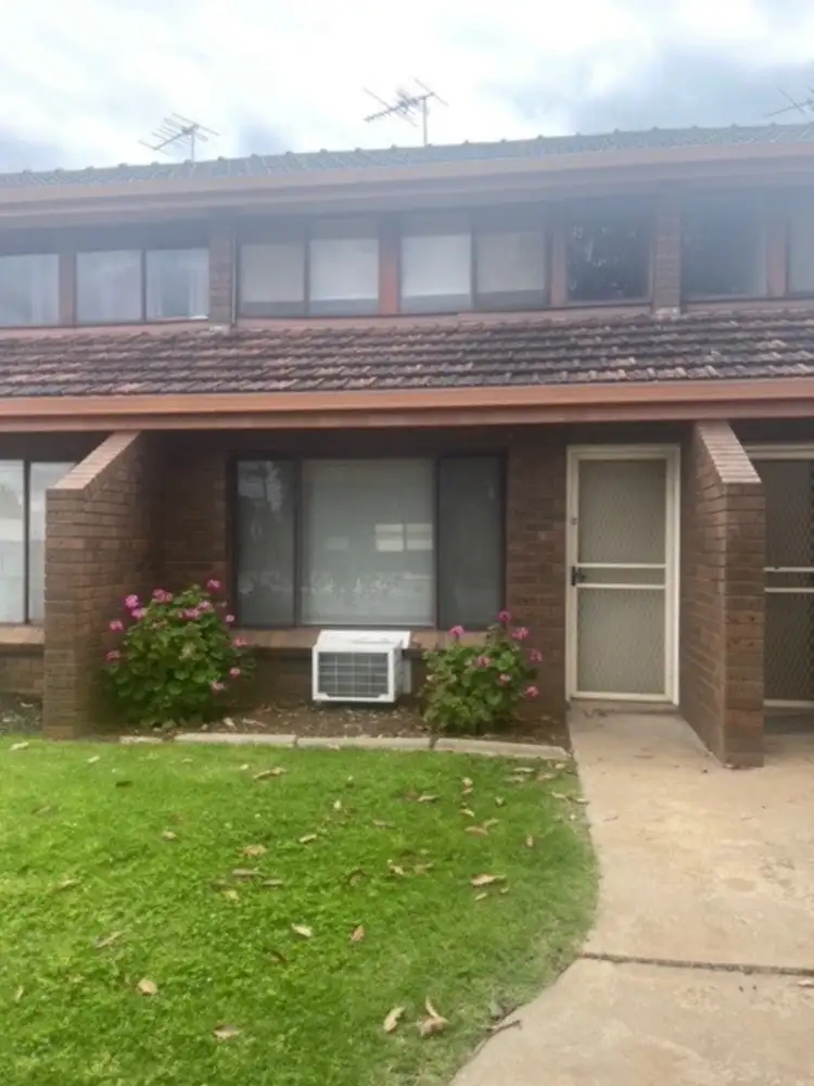 3/2 Cameron Avenue, Mildura VIC 3500