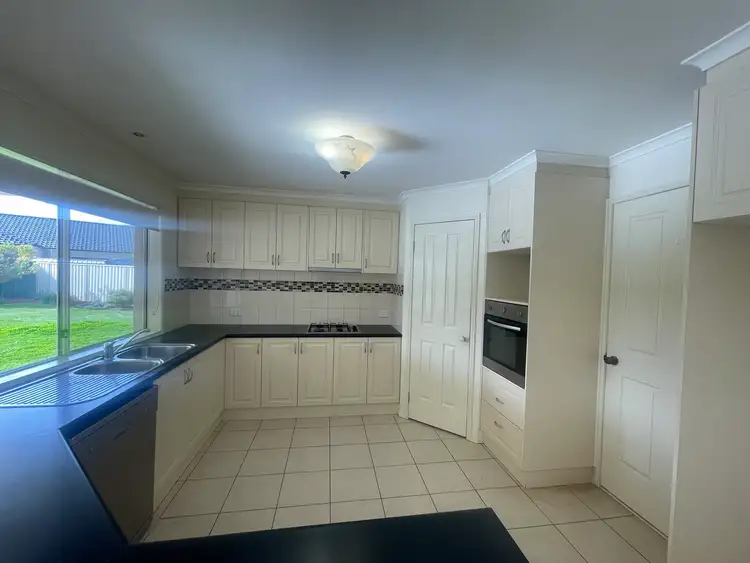 Second view of Homely house listing, 15 Paradise Court, Kialla VIC 3631