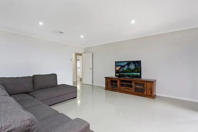 Fourth view of Homely house listing, 33 Silky Oak Avenue, Wodonga VIC 3690
