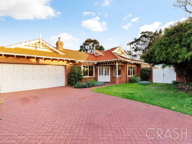 Second view of Homely house listing, 6 Kings Row, Mount Claremont WA 6010