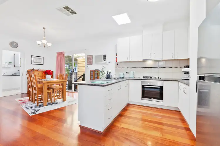 114/2A Railway Avenue, Werribee VIC 3030