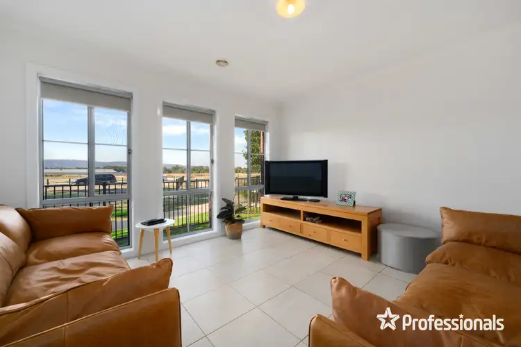 Second view of Homely house listing, 7 Gascoyne Lane, Wodonga VIC 3690