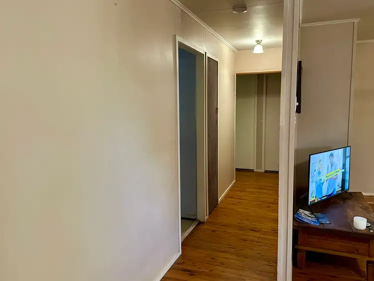 Sixth view of Homely house listing, 4 HARRIS Court, Moranbah QLD 4744