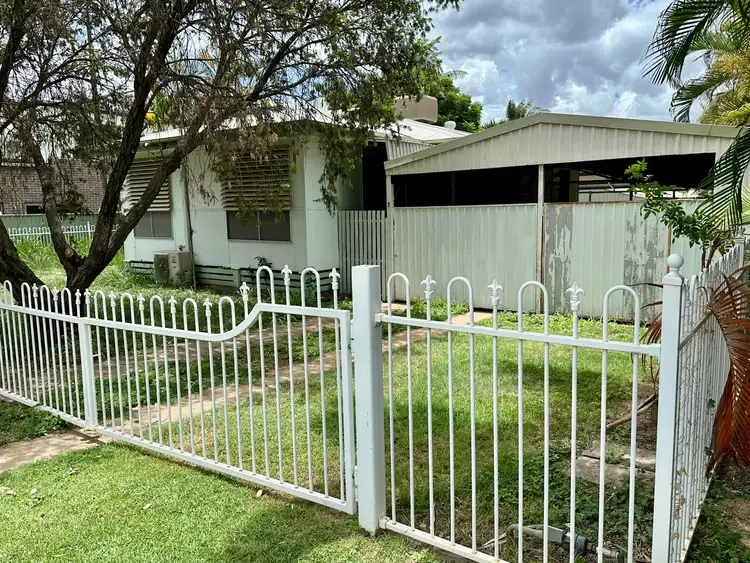 3 LESLIE Drive, Moranbah QLD 4744