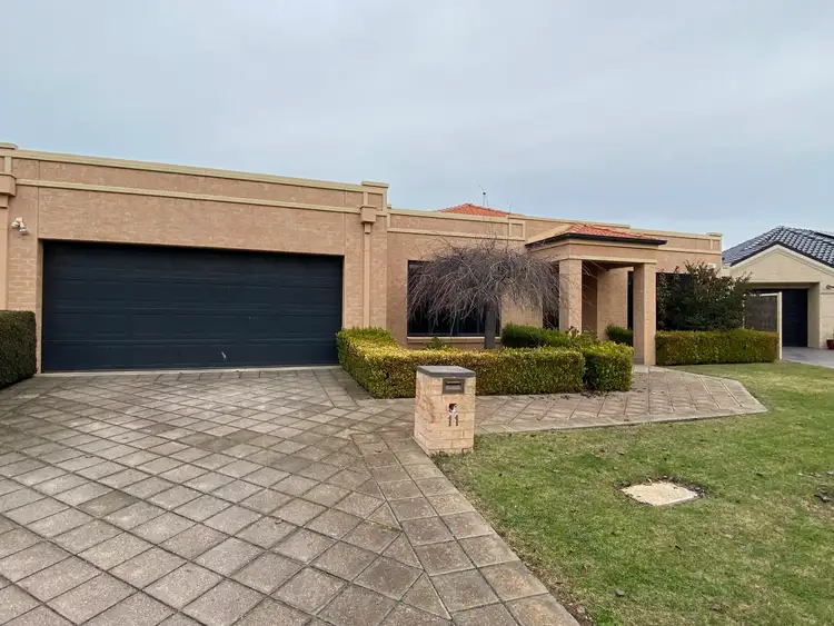 11 Lonsdale Square, Kialla VIC 3631