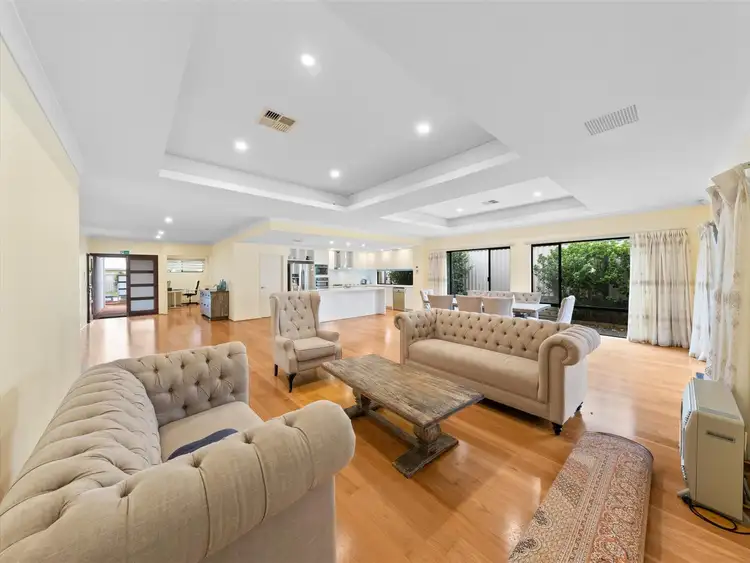 35 Majorelle Parkway