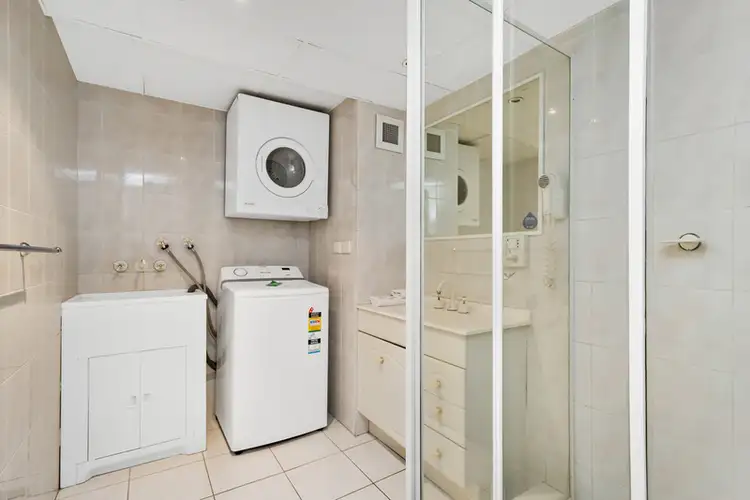 Fifth view of Homely unit listing, Unit 38/26 The Esplanade, Surfers Paradise QLD 4217