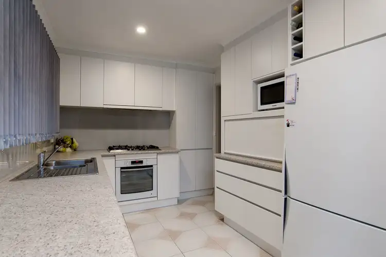 Fifth view of Homely house listing, 7 Powell Court, Montrose VIC 3765