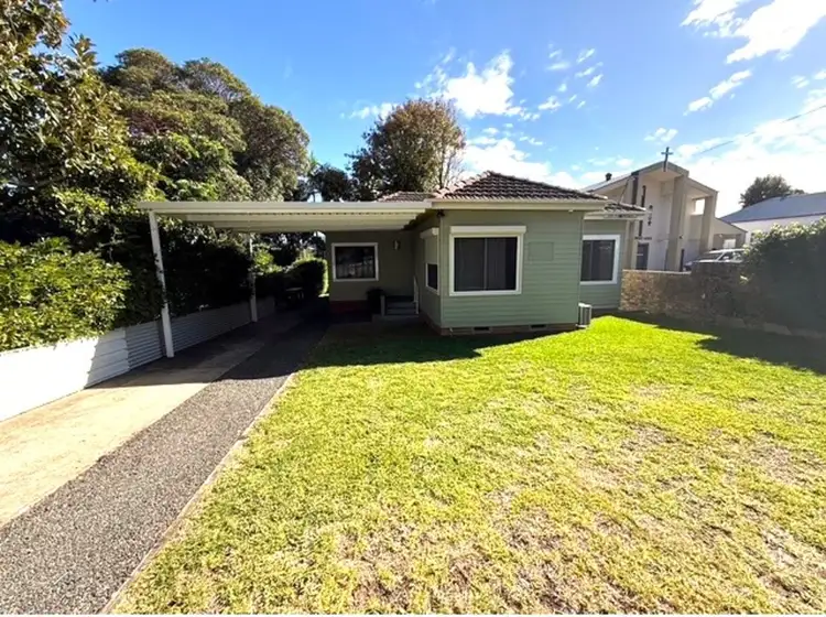 19 Planthurst Street