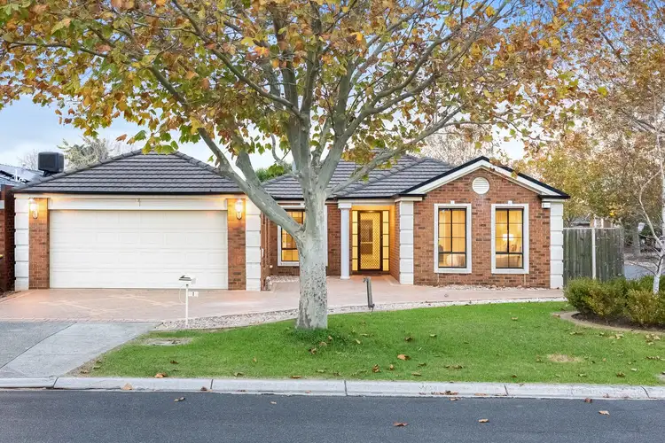 1 Strachan Close