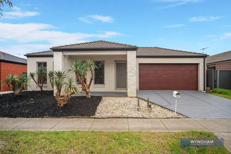23 Clematis Crescent