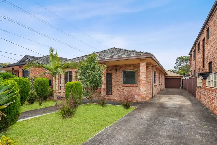 29 Banksia Road
