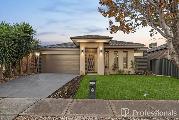 13 Rivoli Close