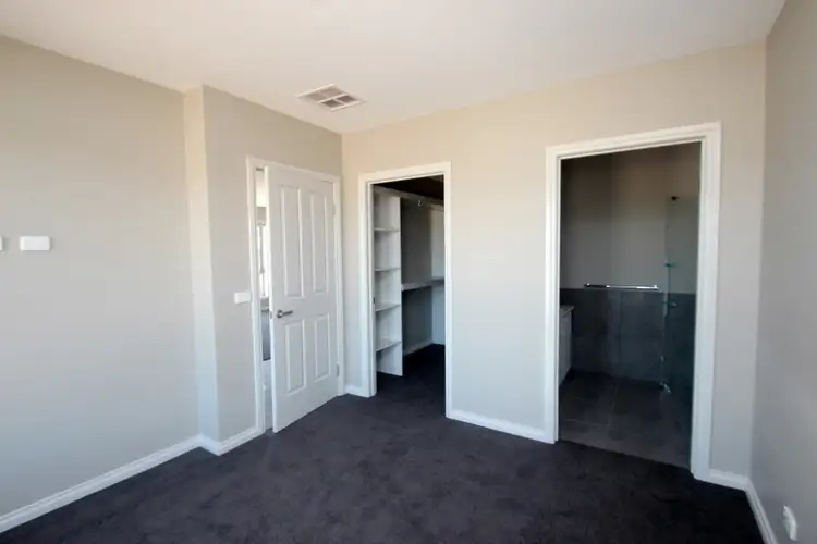 Sixth view of Homely house listing, 2 Central Court, Maryborough VIC 3465