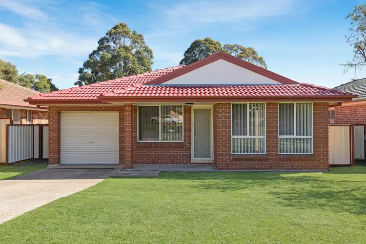 12B Justine Parade