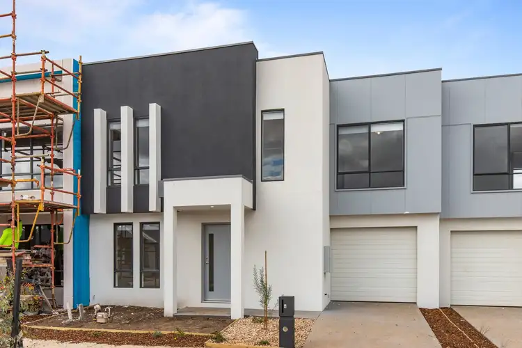 4 Verona Crescent