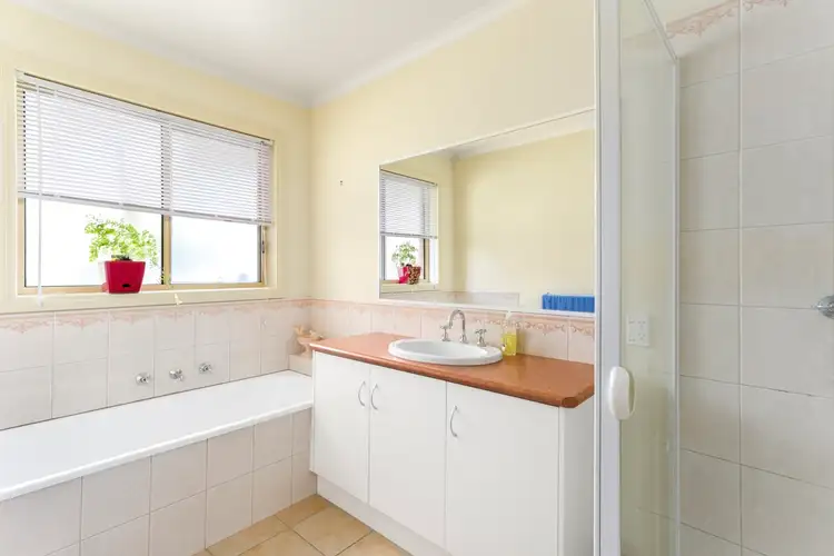 Seventh view of Homely house listing, 16 Alliance Avenue, California Gully VIC 3556
