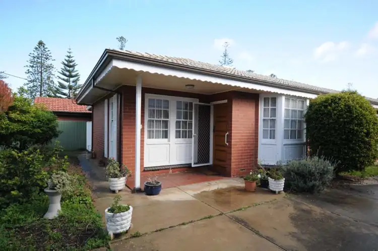 1/1 Russell Street, Glenelg North SA 5045