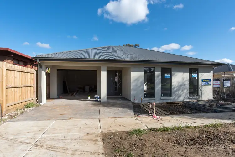 Second view of Homely house listing, 36 Glendale Court, Kilsyth VIC 3137