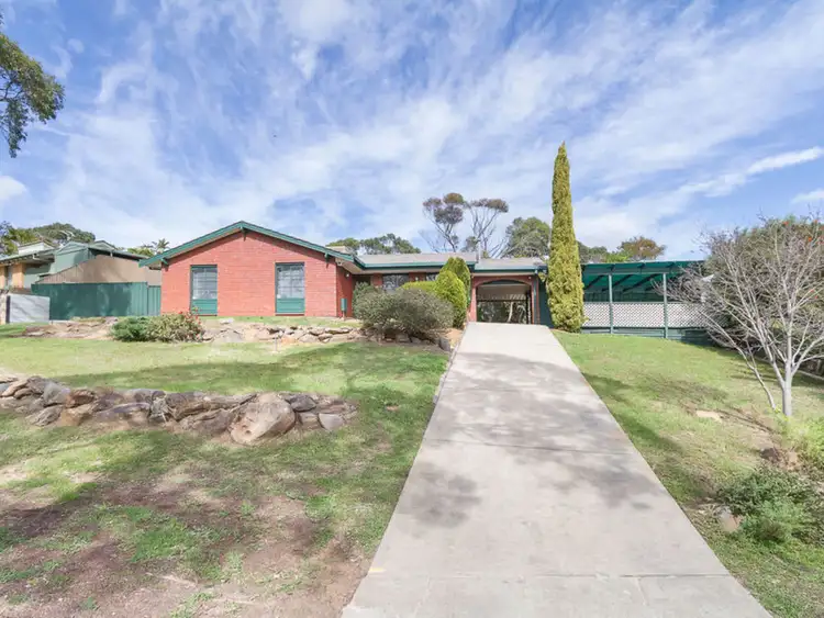 4 Louise Court, Para Hills SA 5096