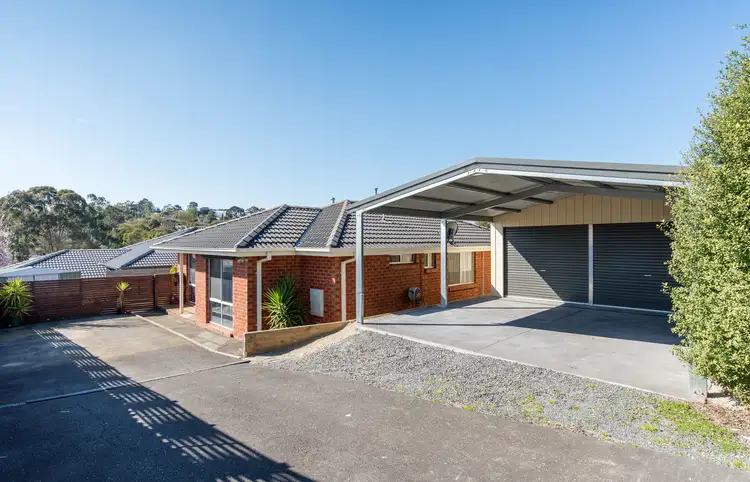 Main view of Homely unit listing, 2/23 Sheldon Avenue, Mooroolbark VIC 3138
