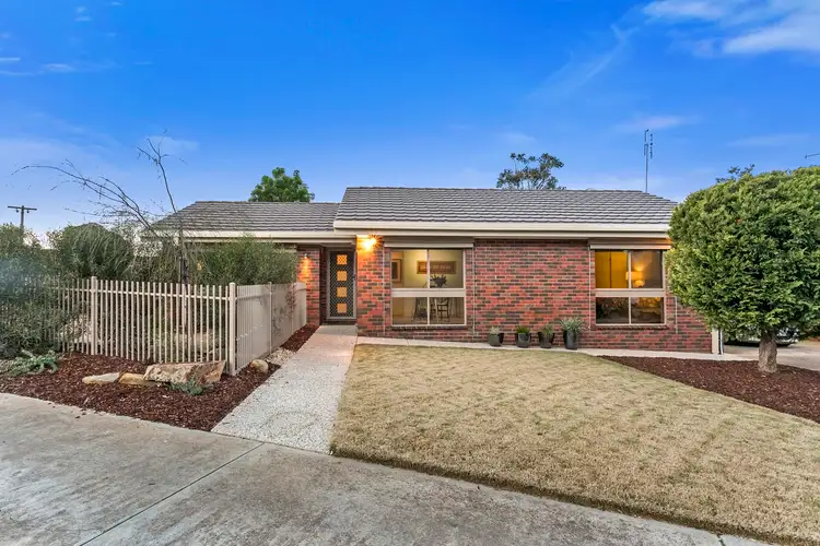 Main view of Homely unit listing, 1/24 James Street, Strathdale VIC 3550