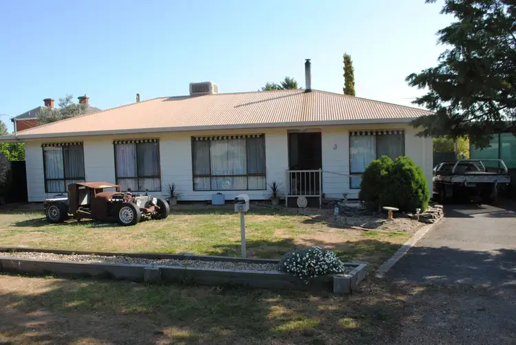 3 Lawrence Street, Dunolly VIC 3472