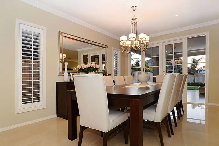 Fifth view of Homely house listing, 7 Fitzgerald Court, Taylors Lakes VIC 3038