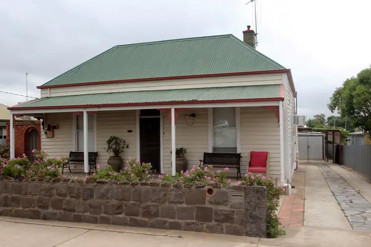 212 Gladstone Street, Maryborough VIC 3465