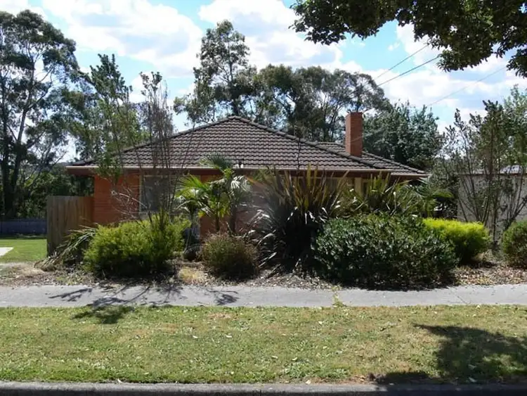 Second view of Homely house listing, 5 Wallace Way, Mooroolbark VIC 3138