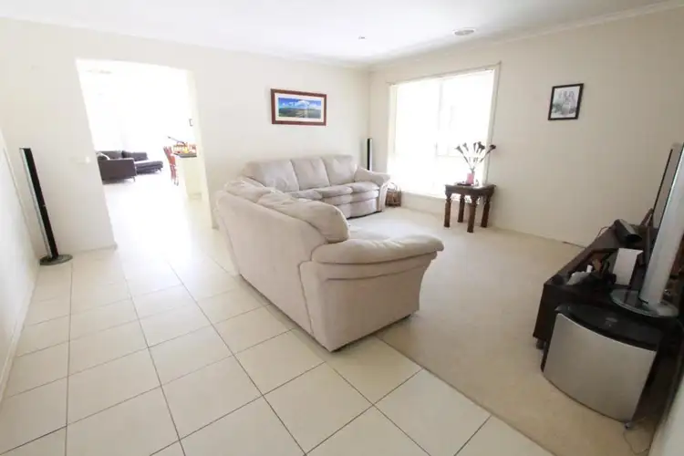 Fifth view of Homely house listing, 8 Clover Close, Strathfieldsaye VIC 3551