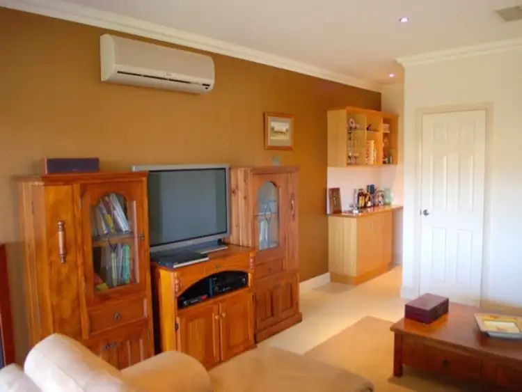 Fifth view of Homely house listing, 8 Pelican Court, Shepparton VIC 3630