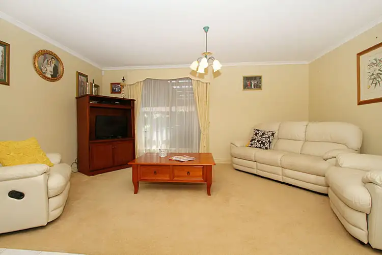Fifth view of Homely house listing, 17 Muirs Court, Taylors Lakes VIC 3038