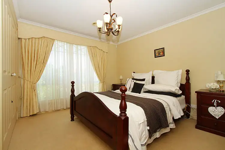 Seventh view of Homely house listing, 17 Muirs Court, Taylors Lakes VIC 3038