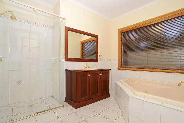 Fifth view of Homely house listing, 19 Rowell Place, Taylors Lakes VIC 3038