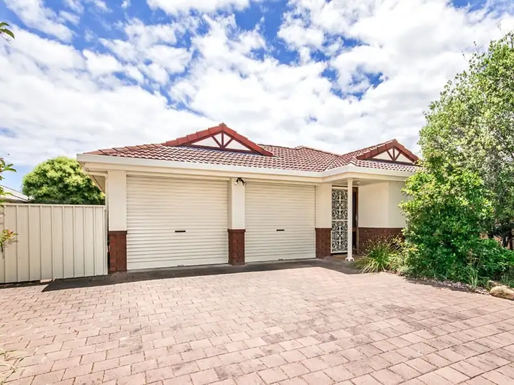 6 Aloisi Court, Woodcroft SA 5162
