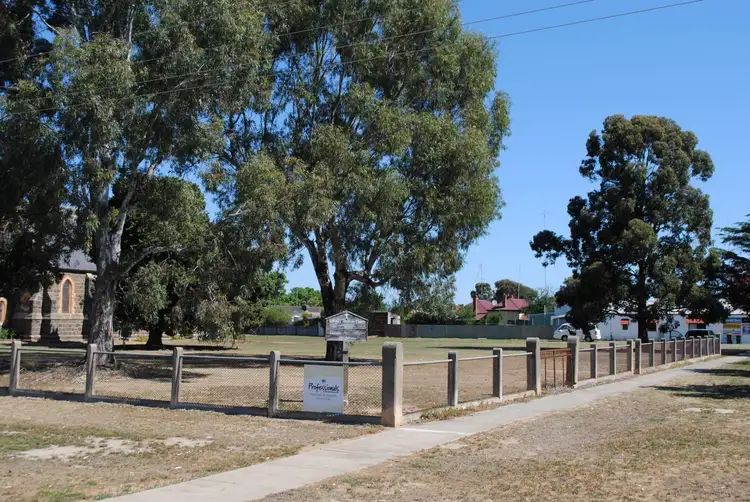 LOT lot, 2/3 Urquhart Street, Carisbrook VIC 3464