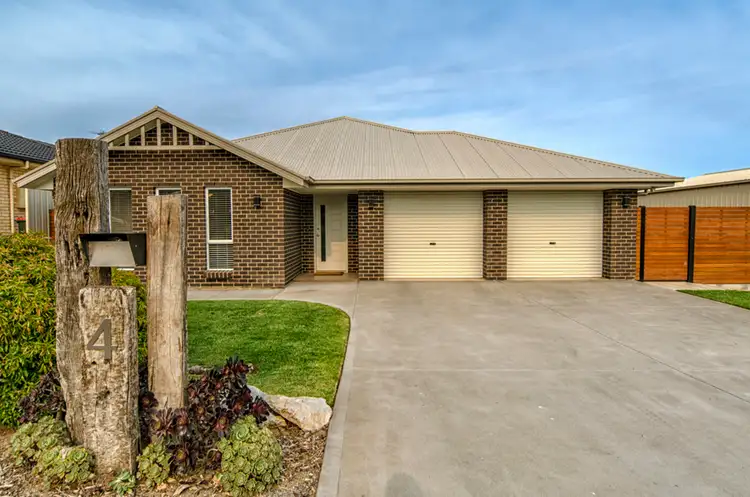 4 Silver Cloud Grove, Sellicks Beach SA 5174