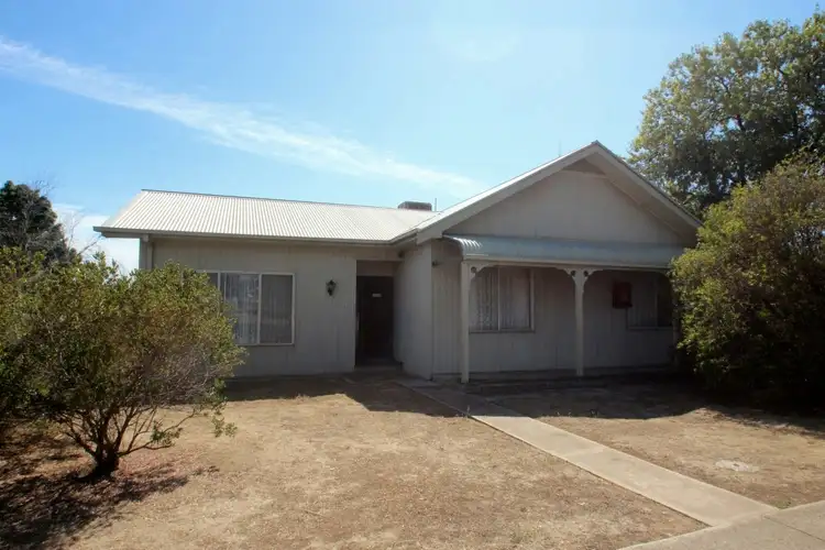 40 Newton Street, Maryborough VIC 3465