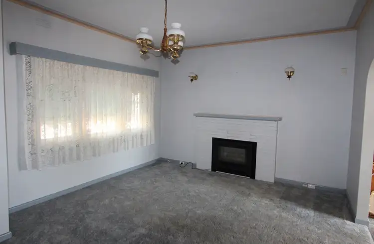 Second view of Homely house listing, 6 Peters Street, Long Gully VIC 3550