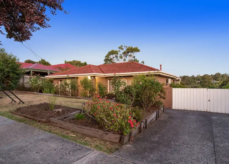 152 Manchester Road, Mooroolbark VIC 3138