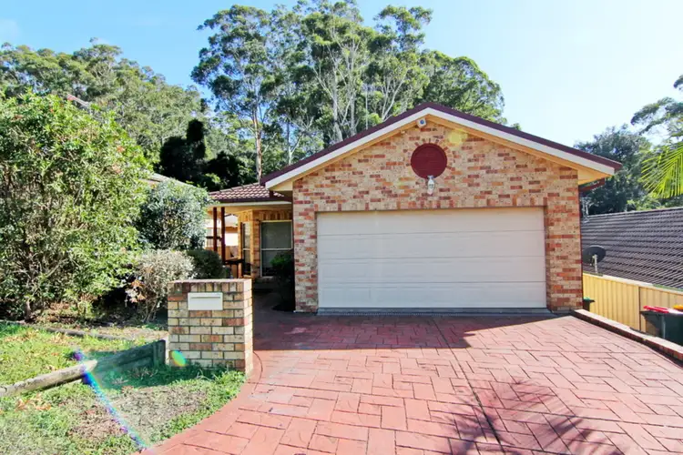 18 Karwin Avenue, Springfield NSW 2250
