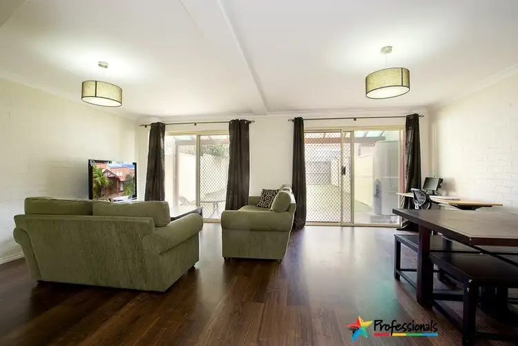 Third view of Homely house listing, 7 Appletree Grove, Oakhurst NSW 2761