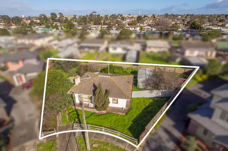 Second view of Homely house listing, 7 daisy Court, Braybrook VIC 3019