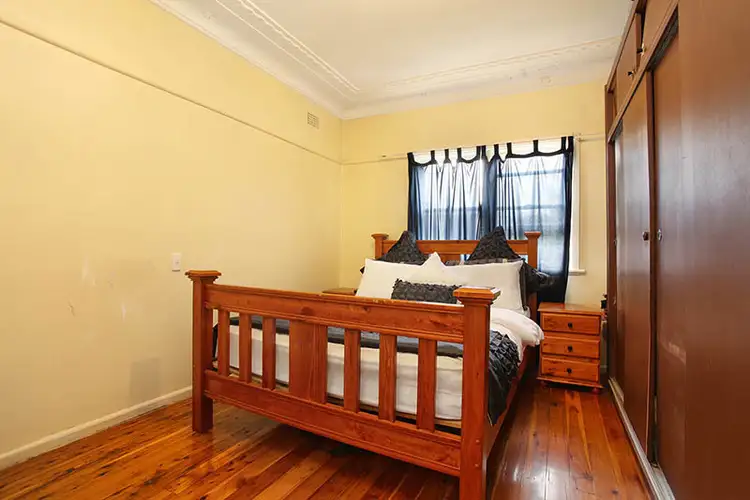Fifth view of Homely house listing, 39 Avisford Street, Fairfield NSW 2165
