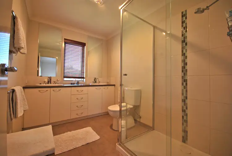 Sixth view of Homely house listing, 14 Jindabyne Court, Kialla VIC 3631