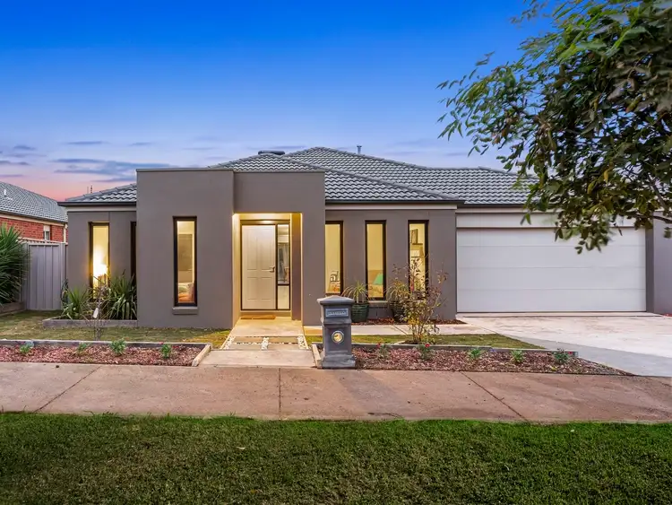 Main view of Homely house listing, 13 Victoria Avenue, Kangaroo Flat VIC 3555