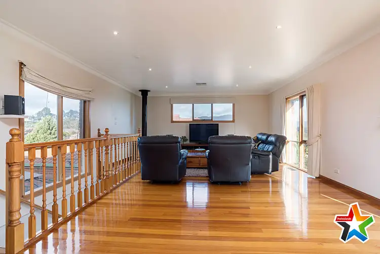 Fourth view of Homely house listing, 17 Cheriton Drive, Mooroolbark VIC 3138
